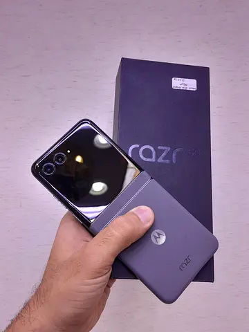 MOTOROLA RAZR 50 256GB