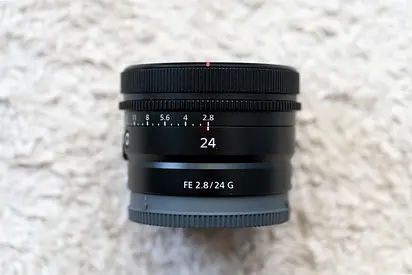Sony 24mm F2.8 (Pancake lens)