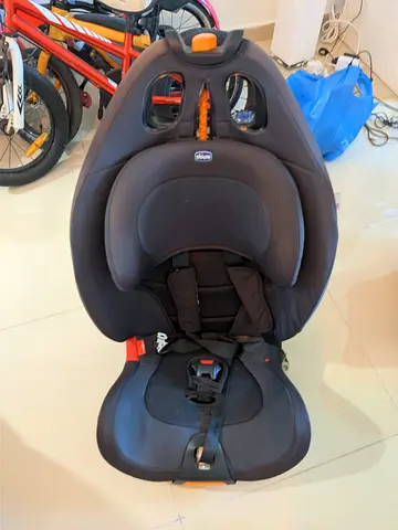 Chicco Gro-Up 123 Car Seat