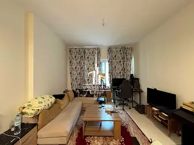 Best Deal | Fully Furnished | Mid Floor