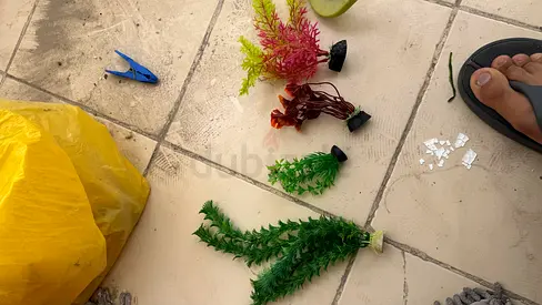 Set of artificial aquarium plants - small decorative fish tank ornaments