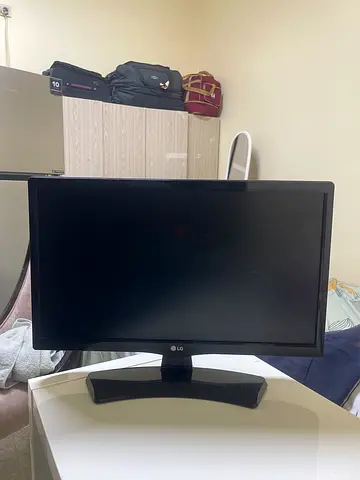 LG 19.5 inch LED Monitor with Stand - Good Working Condition