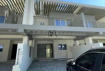 Middle Unit | Closed Kitchen | Park View | Near Central Park