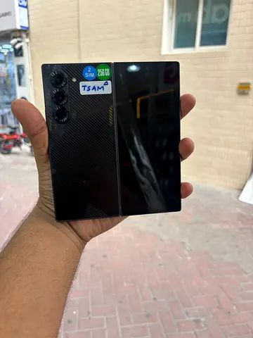 Samsung Galaxy Fold 6 Dual sim 256GB Device