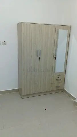 Light wood 3-door wardrobe with mirror and drawers