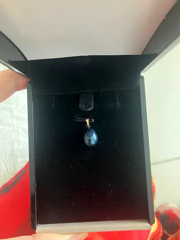 18k gold fresh water pearl pendant