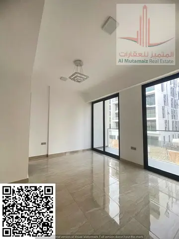 غرفة و صالة  للايجارمطل على نادي الغولف.اول ساكن