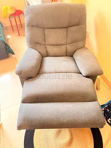 Single Recliner