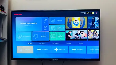 40-inch Nikai Smart LED TV in good working condition