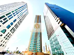 Lake Point Tower | Vacant | Furnished - 1BR For Sale