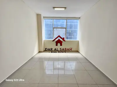 SPACIOUS HUGE 1BHK,FRONT OF DXB RTA BUS STOP,SHARJH