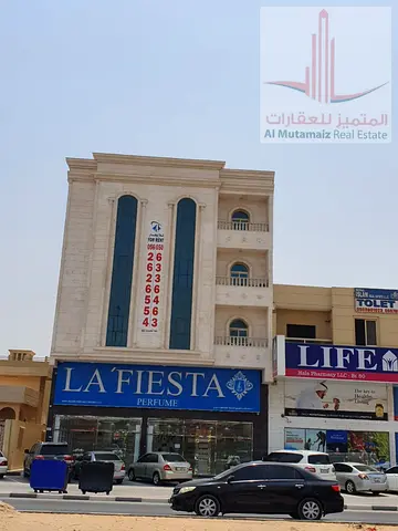 استوديو للإيجار في الروضة 3 بمطبخ منفصل | موقع مميز قريب من دبي والشارقة | 21,000 درهم سنويًا