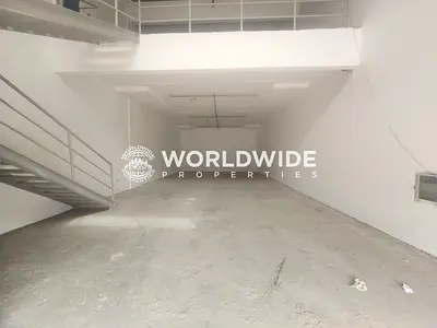مستودع بمساحة ٢٥٠٠ قدم مربع متاح للإيجار مع كهرباء ثلاثية الأطوار في الجرف ١، عجمان