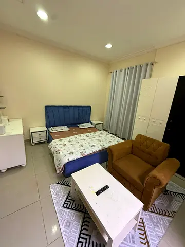 🏡 استوديو للإيجار في الجرف 2 – عجمان