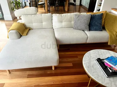 Sofa (cream colour)