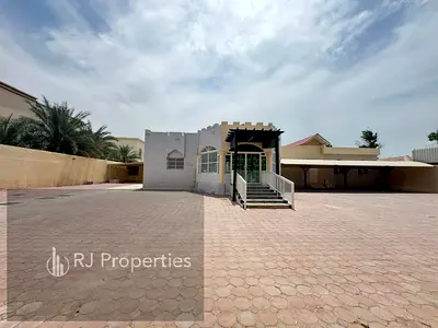 Hot OFFER LUXURY 4BEDROOM room /Maid room/Driver room/KITCHEN/All Master bedrooms sparte Majlis Parking 125k Only Local or GCC