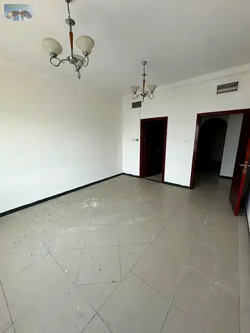 للايجار السنوي ف عجمان شقه ممتازه جدا بموقع مميز 2 غرفه و4 حمامات قريبه جدا من الخدمات كافيهات ومطاعم وصيدليات وسهل الانتقال لدبي والشارقة