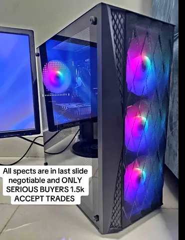 Pc gaming soo clean and perfect condition