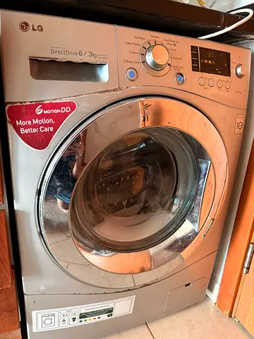 LG Front Load Washer 6kg / 3kg Dryer Combo - Silver, Normal Condition