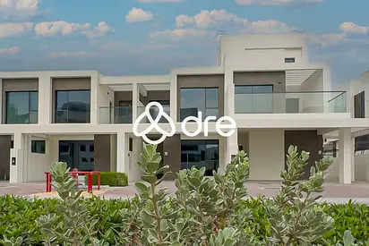 Exclusive I Luxury 4 BHK TH I Spacious Layout