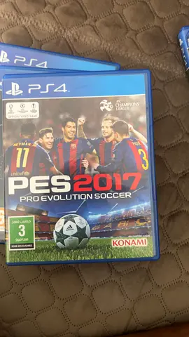 PES 2017 (Pro Evolution Soccer) - PS4