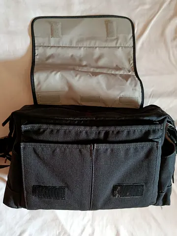 MATIN SHOULDER CAMERA BAG