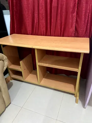 Light wooden computer desk with shelves - good condition