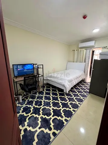 Mini master room very neat and clean.