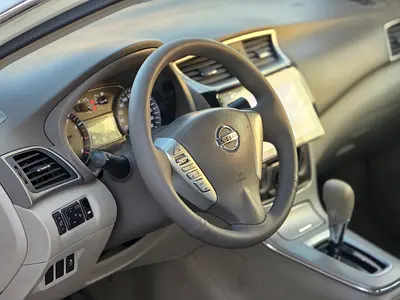صورة 10 لـ 2018 Nissan SENTRA