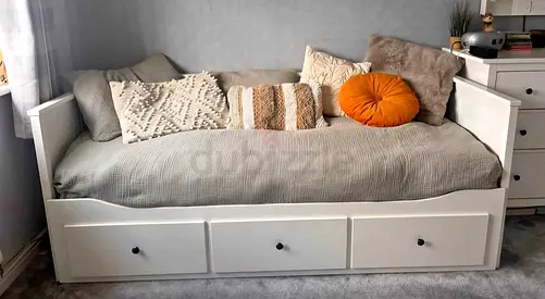 Ikea Day bed with two mettreses available in perfect condition