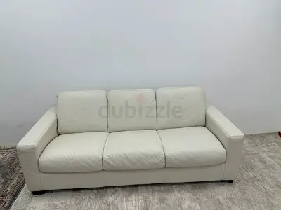 Excellent condition Natuzzi brand three seater sofabed