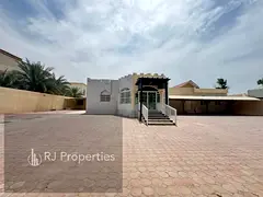 Luxury 4bedroom/Maid room/Driver room/sparte Majlis/ 2 KITCHEN /All room Master/Parking 125k only Lo