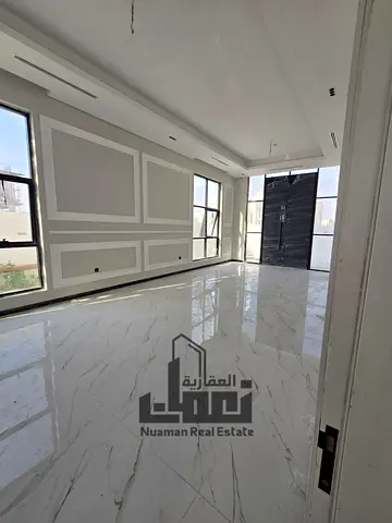 للبيع فيلا راقية في الحوشي بتشطيب سوبر ديلوكس ومساحات واسعة