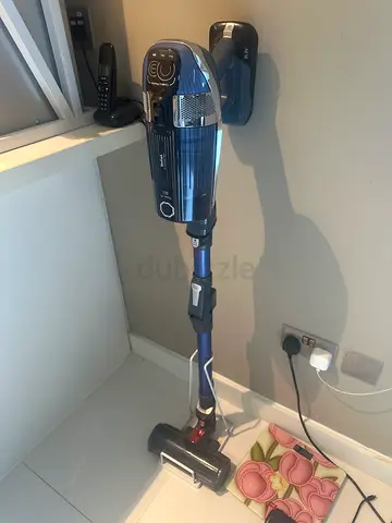 Tefal Cordless stick vacuum cleaner - lightweight, good working condition