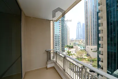 Mid floor | Boulevard View | Semi furnished | 4 cheques