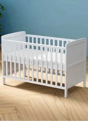 Baby crib for sale