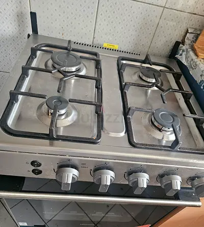 Perfect condition stove - Just 3 months old - 450 AED