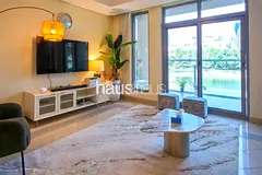 Canal Villa | Rare Four Bed Duplex | Lake Views