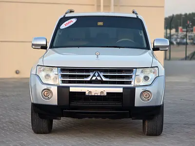 Mitsubishi Pajero GLS 2009 - GCC Specs - Well Maintained