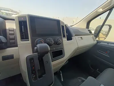 2026 Toyota HIACE 照片 8