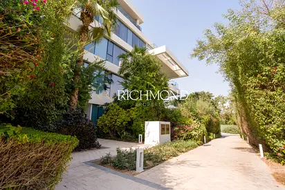 Luxury 2BR Apartment for Rent |Ready for viewing!