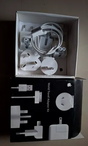 Apple World Travel Adapter Kit