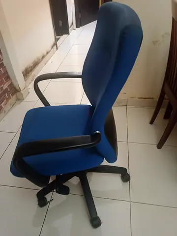 Office chair Aed 10