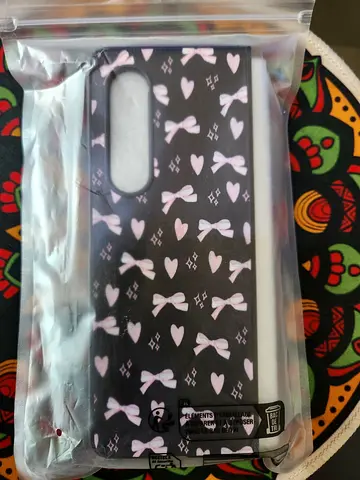 FOLD 3 NEW protective phone case with pink bows (new in packaging) 2 CASES