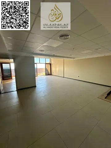 غرفتين وصاله 4 بلكونه 4 حمام غرفه خادمه اكبر مساحه بعجمان بكورنيش عجمان