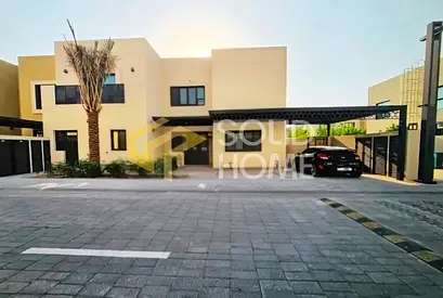 فيلا رائعة للبيع | 5 غرف نوم  واسعة | سعر خيالي | مجتمع مستدام