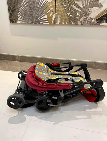 Compact foldable baby stroller - good condition
