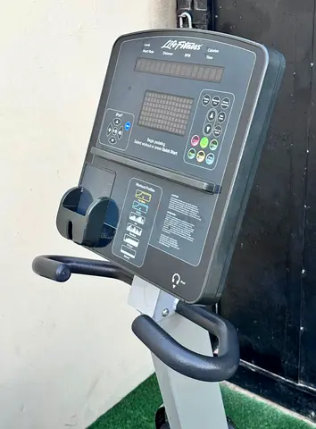 Lifefitness recumbent bike