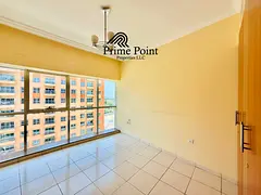 Modern 1BR Apartment | Semi-Closed Kitchen