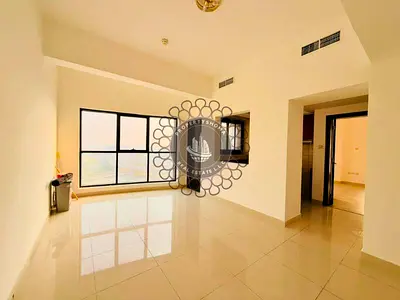Flexible Terms | Ready to Move in | Balcony